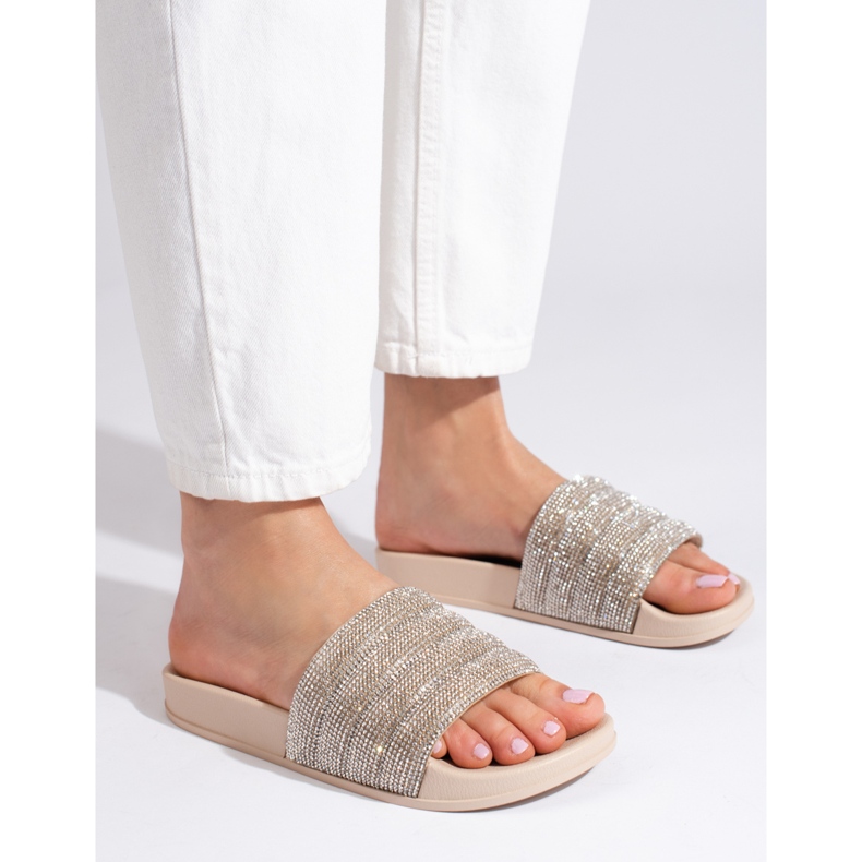 Cursori beige con strass di Shelovet 2