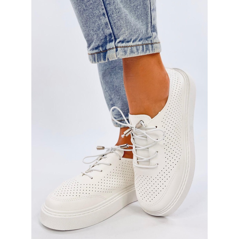 Zinder Sneakers bianche traforate bianco 1