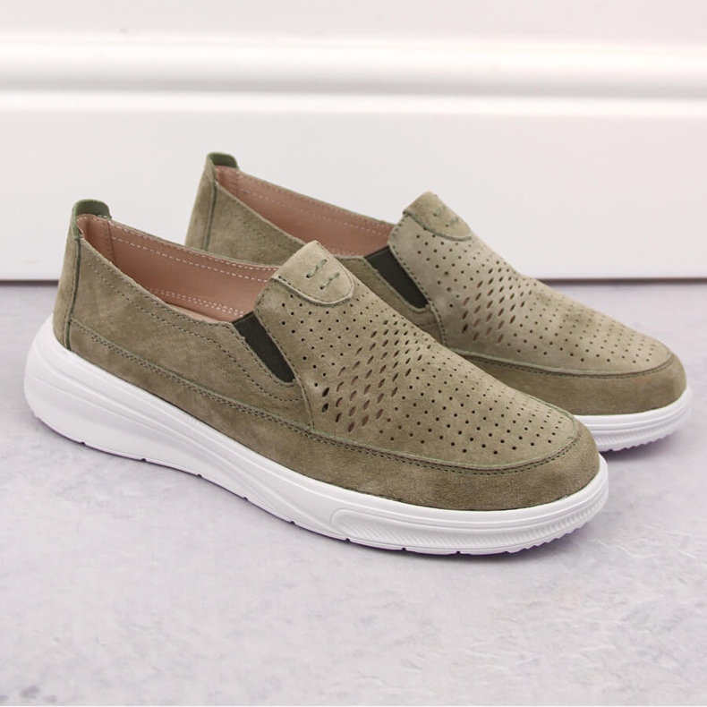 Scarpe slip-on sportive da donna in pelle traforata, verde T.Sokolski 278 1