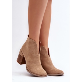 Stivali beige da donna con tacco alto massiccio Nolira 2