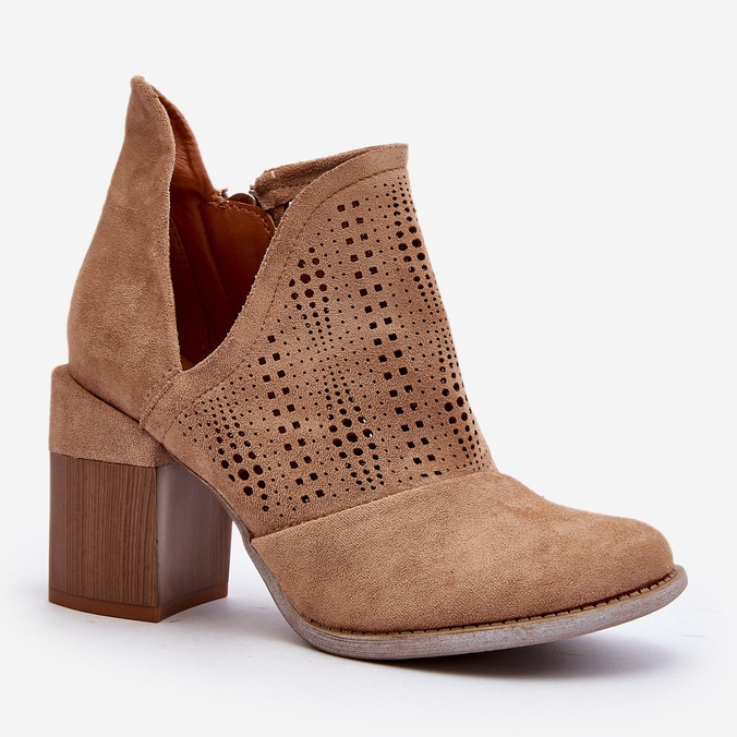 Stivaletti traforati da donna su tacco alto Niartima beige 1