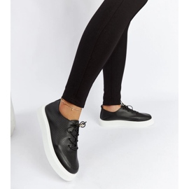 Sneakers Laytonville nere traforate nero 2