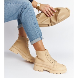 Stivaletti leggeri beige di Obispo 1