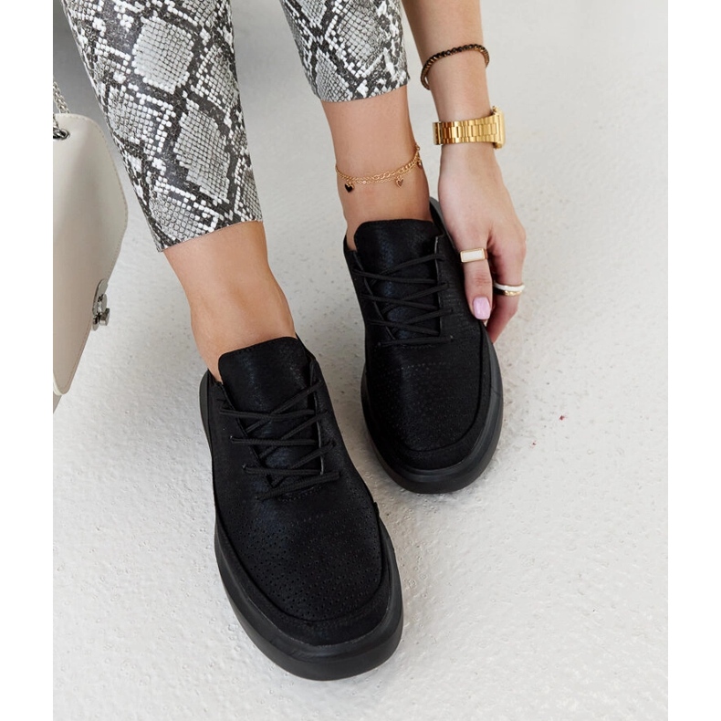 Scarpe da ginnastica nere con plateau Lori nero 2