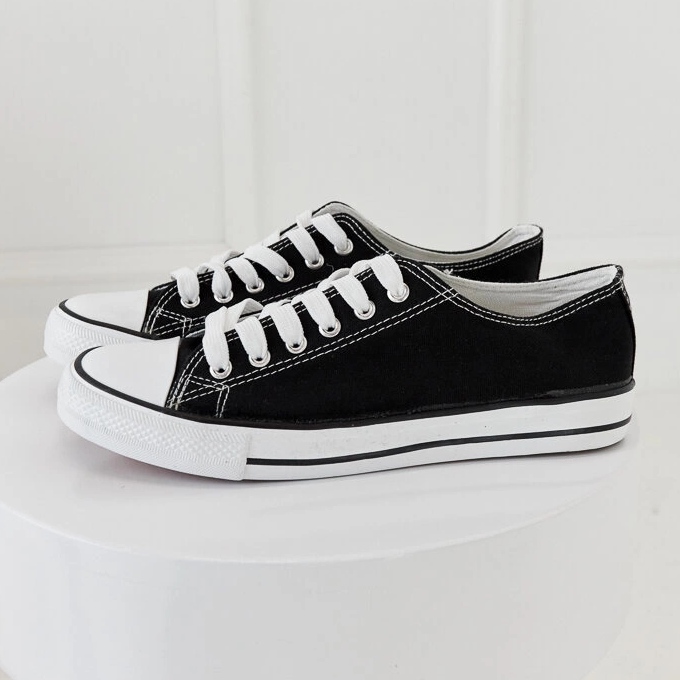 Scarpe da ginnastica da uomo Roope nere nero 1