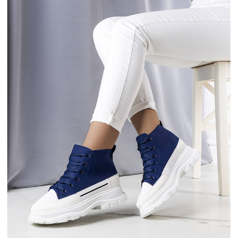 Sneakers blu con plateau alto di Tillys 1