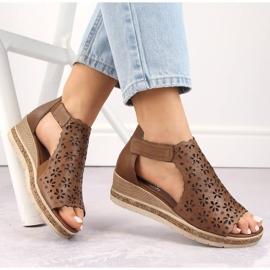 Comodi sandali con zeppa da donna in pelle, marrone, Remonte D3056-24 2