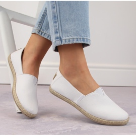 Espadrillas slip-on bianche da donna Potocki 16308 bianca 1