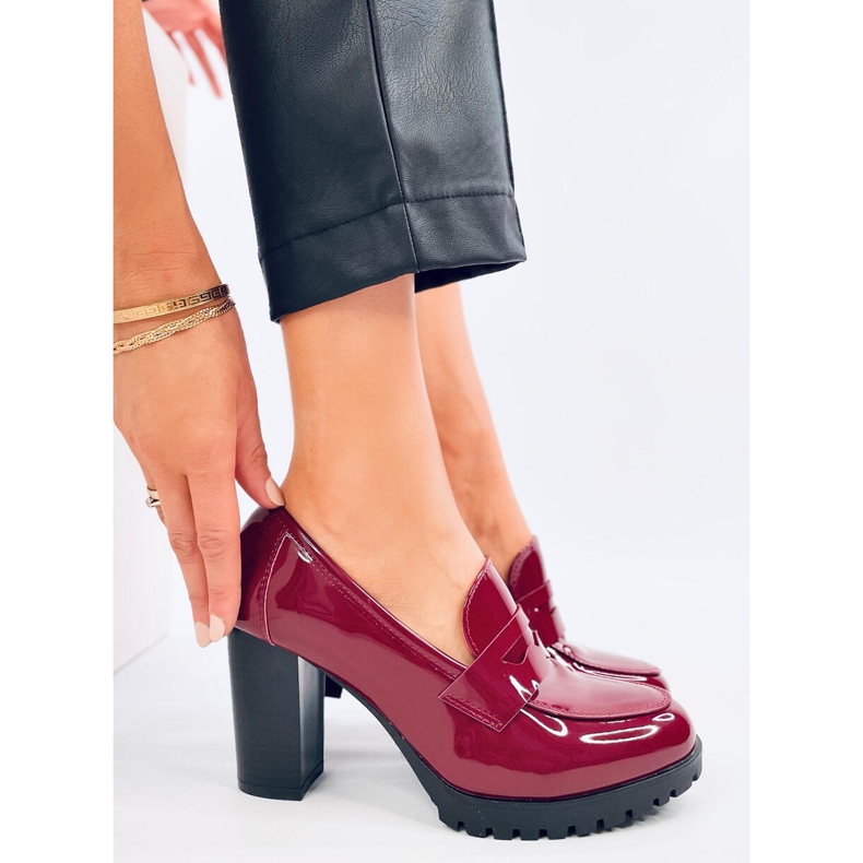 Mocassini con tacco in vernice Jeffis Wine Red rosso 2