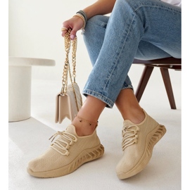 Sneaker in tessuto beige di Weekley 1