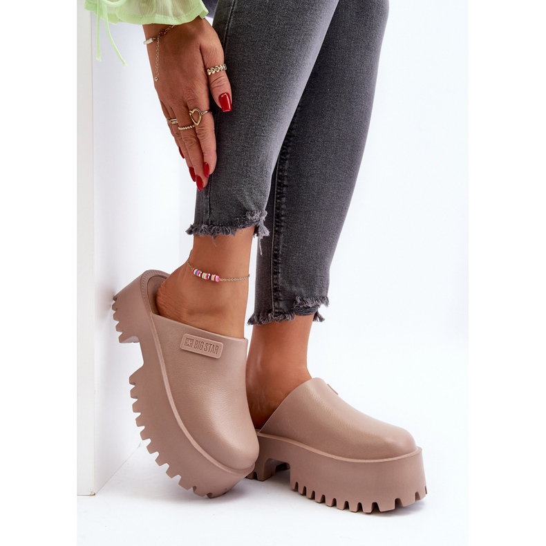 Infradito da donna su suola massiccia Big Star NN274016 Beige 1