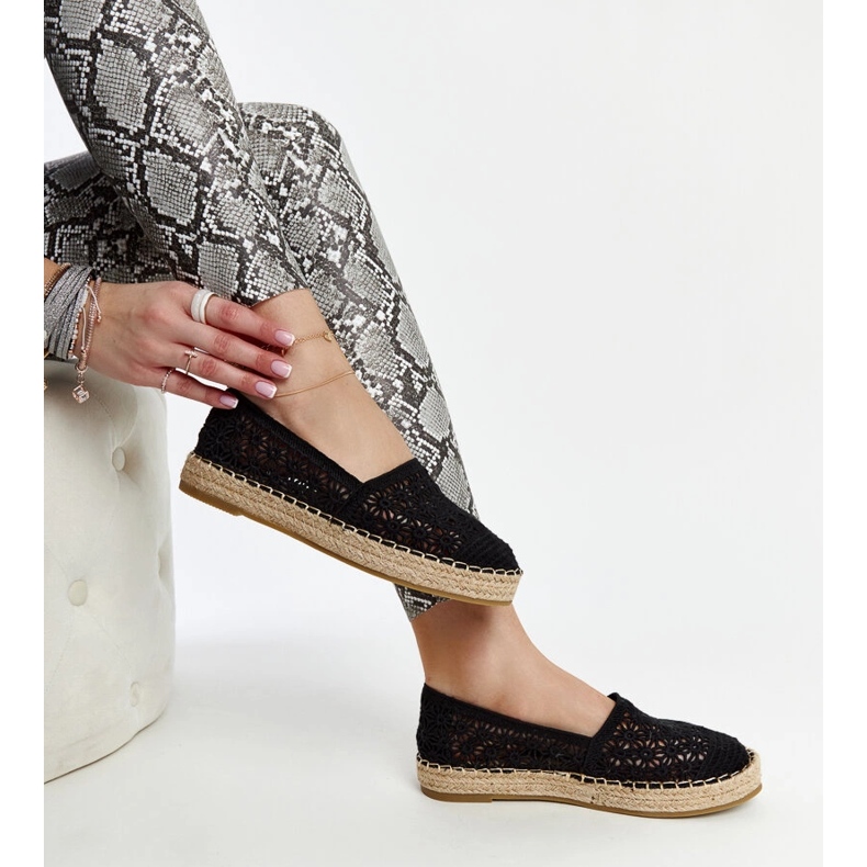 Espadrillas in pizzo nero sulla piattaforma Samra 2
