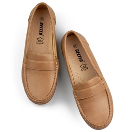 Comodi mocassini da donna beige scuro 1