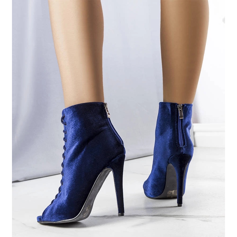 Tacchi eleganti blu con tomaia Amora 1