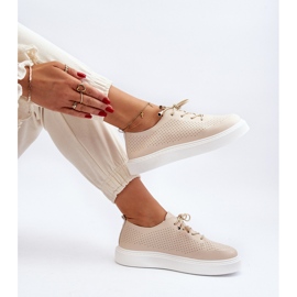 Sneakers Traforate da Donna Beige Unassemia 1