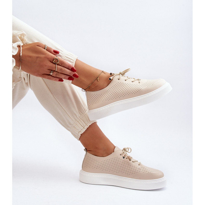 Sneakers Traforate da Donna Beige Unassemia 1