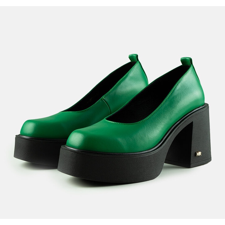 Décolleté in pelle verde di Karino 1