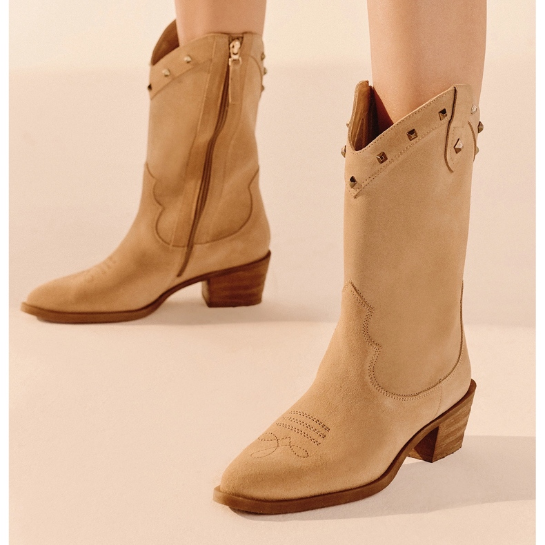 Marco Shoes Stivali da cowboy in camoscio con getti beige 2