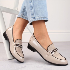 Scarpe da donna in vernice con tacco basso, beige, Potocki SZ12309 1