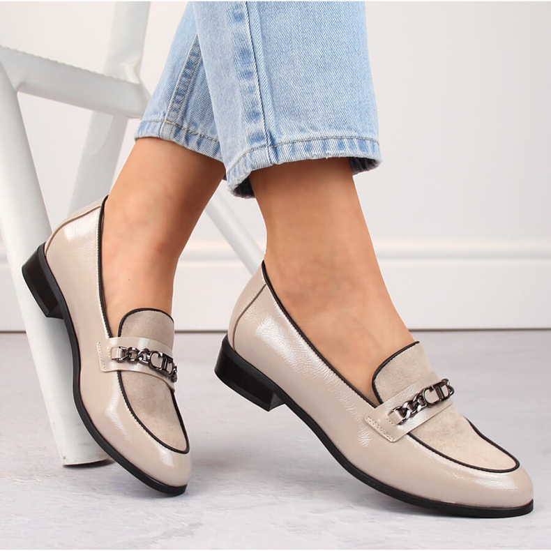 Scarpe da donna in vernice con tacco basso, beige, Potocki SZ12309 1