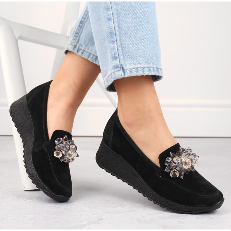 Scarpe da donna con zeppa in pelle scamosciata con cristalli, nero Filippo DP4563 1