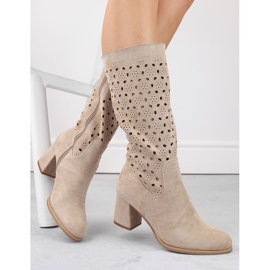 M. DASZYŃSKI Stivali beige traforati in pelle scamosciata da donna M.Daszyński SA156-10 1