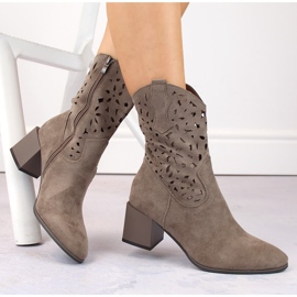 Stivali texani traforati da donna in pelle scamosciata marrone Jezzi ASA217-7 beige 1