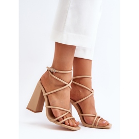 Sandali con tacco alto Josette color nudo alla moda beige 2