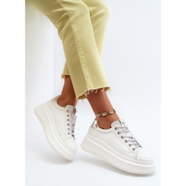 Sneakers in pelle da donna sulla piattaforma GOE NN2N4033 Bianco 1