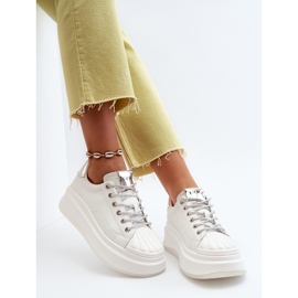Sneakers in pelle da donna sulla piattaforma GOE NN2N4033 Bianco 2