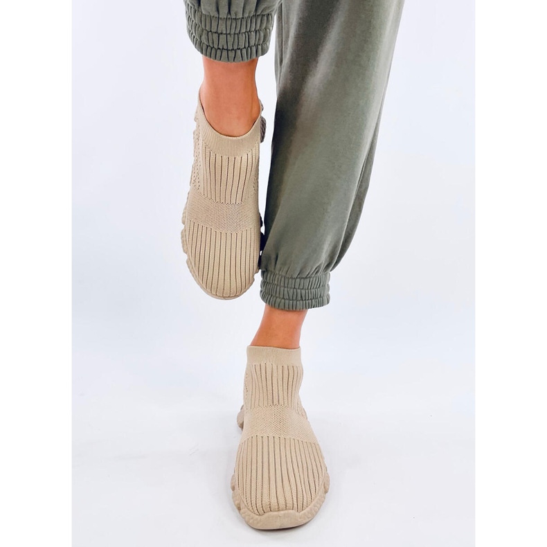 Darts Scarpe sportive a calzino beige 1