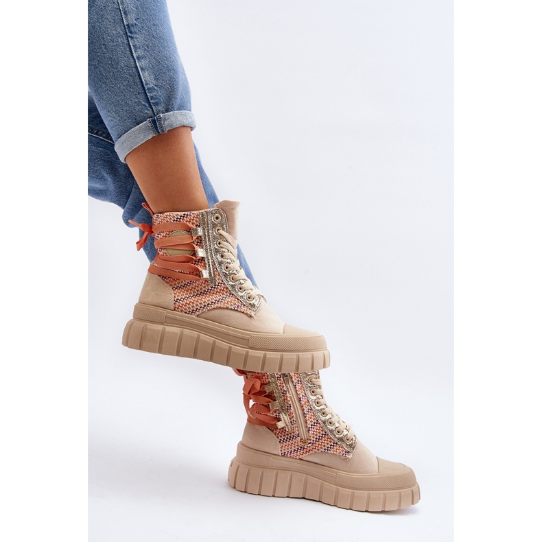 Sneakers alte da donna beige su una piattaforma massiccia Kernia 1