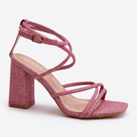 Sandali rosa Herfiana con tacco alto e cinturini 2