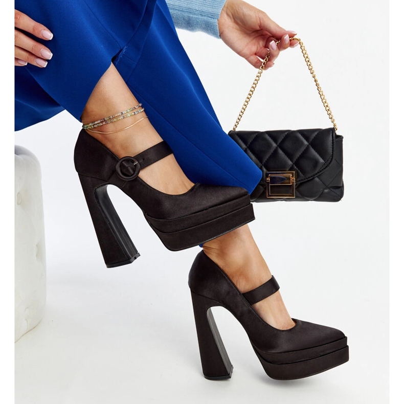 Décolleté Mikea nere con tacco alto nero 1