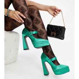 Décolleté verdi con tacco alto di Mikea verde 1