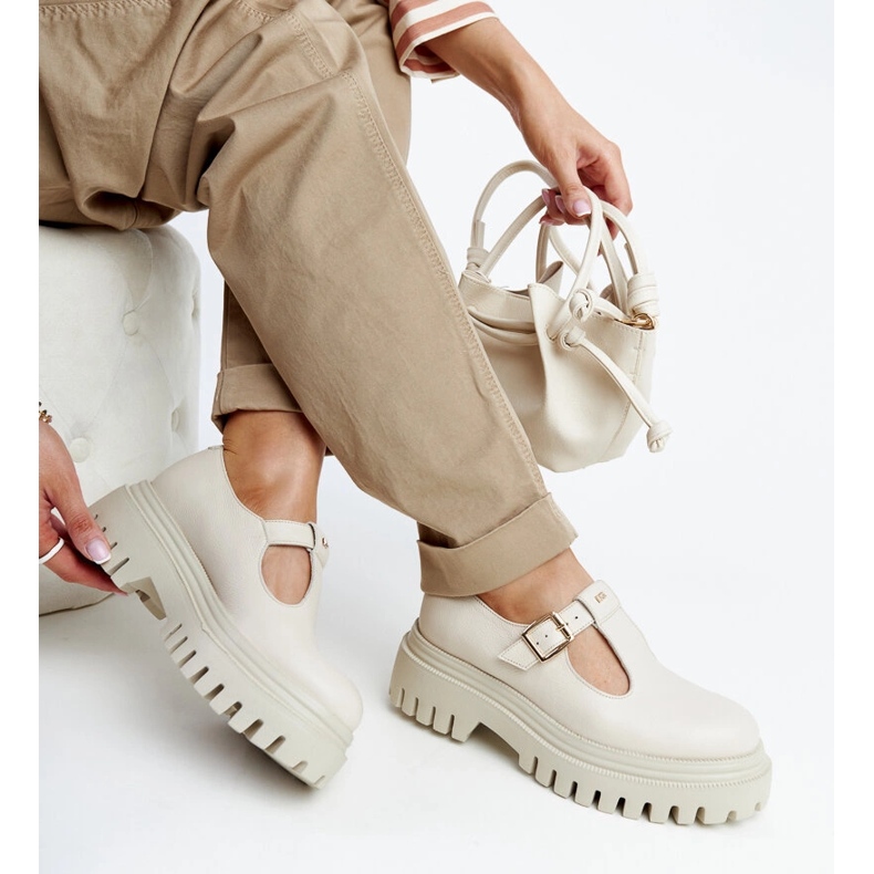 Scarpe Karino in pelle beige 1