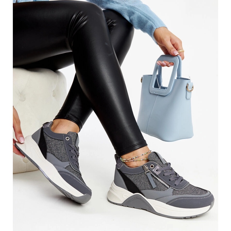 Sneaker grigie lucide sulla piattaforma Makda grigio 1
