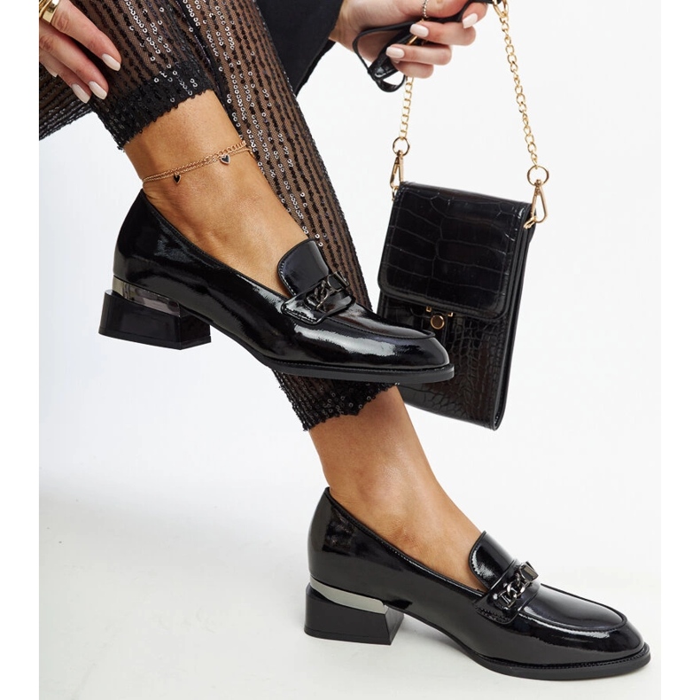 Scarpe in vernice nera di Vinceza nero 1