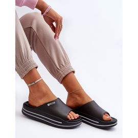 Infradito da donna sulla piattaforma Big Star NN274A036 Nero 1