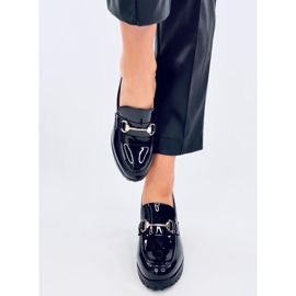 Mocassini con tacco in vernice nera Hyett nero 1