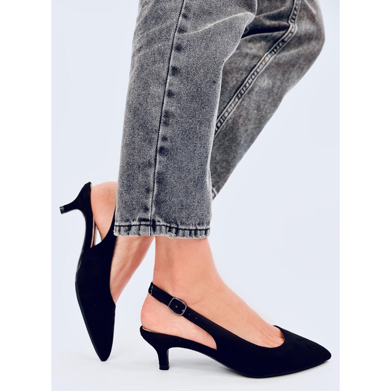 Malloi Scarpe basse nere con tacco aperto nero 1