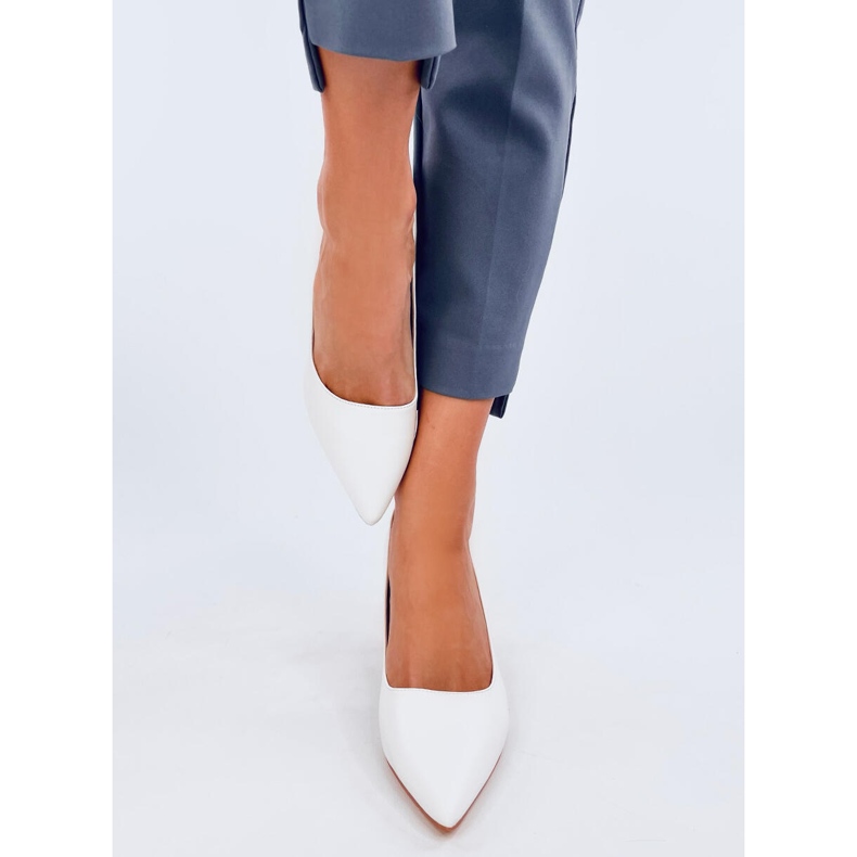 Décolleté con tacco basso Greave White bianco 1