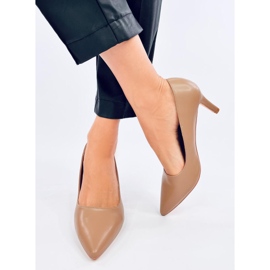 Décolleté con tacco basso Greave Khaki beige 1