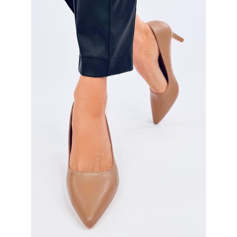 Décolleté con tacco basso Greave Khaki beige 2
