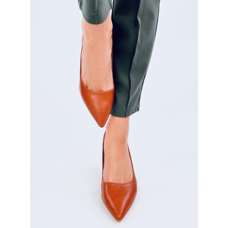 Décolleté con tacco basso Greave Camel marrone 1