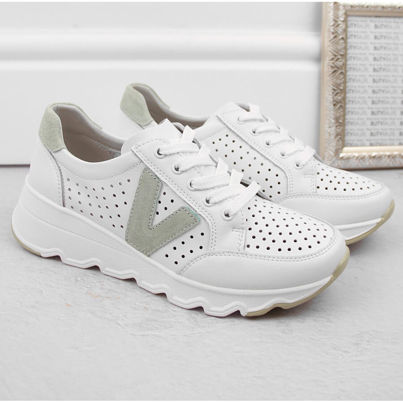 Scarpe sportive da donna in pelle traforata, bianco Vinceza 7875 1