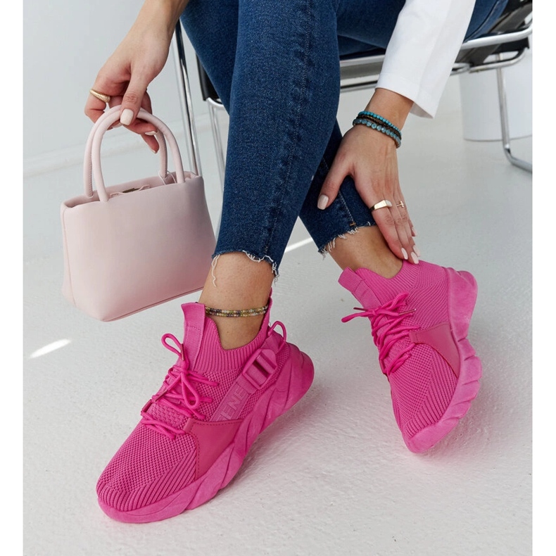 Sneakers sportive leggere rosa scuro di Faruz 1