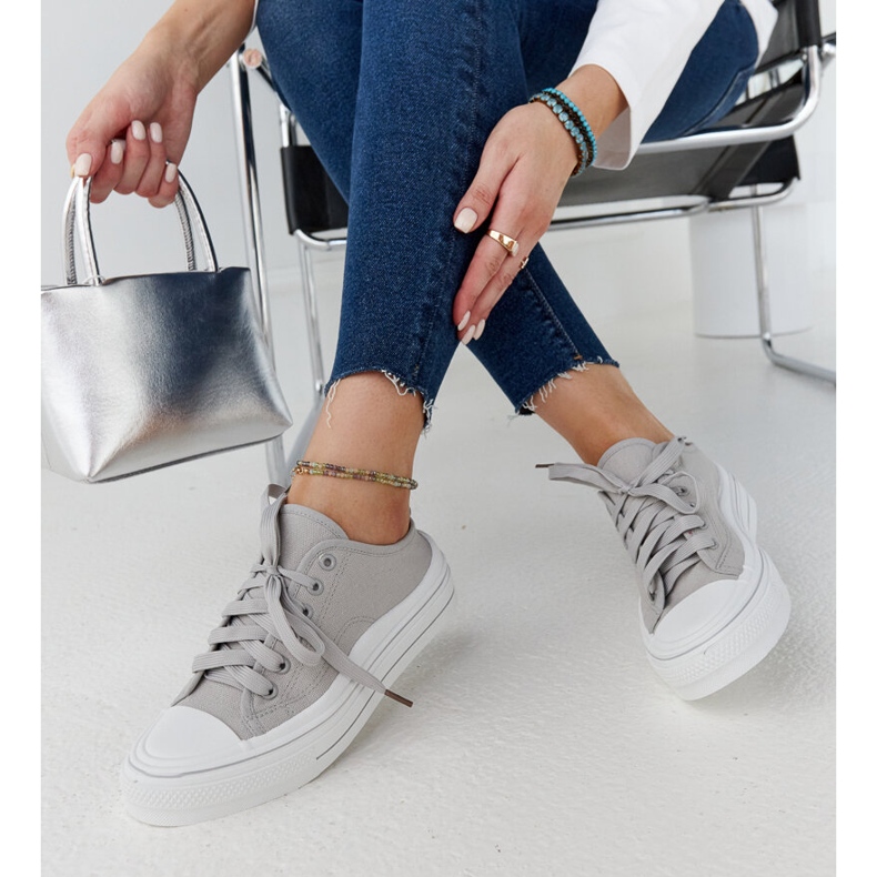 Scarpe da ginnastica con plateau Fiori grigie grigio 1