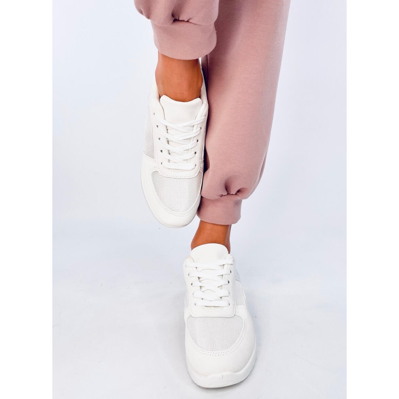 Sneakers leggere da donna Doleh White bianco 1