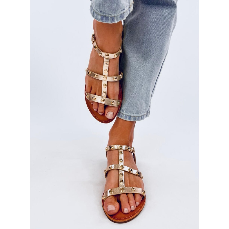 Sandali con borchie Neha Gold d'oro 1
